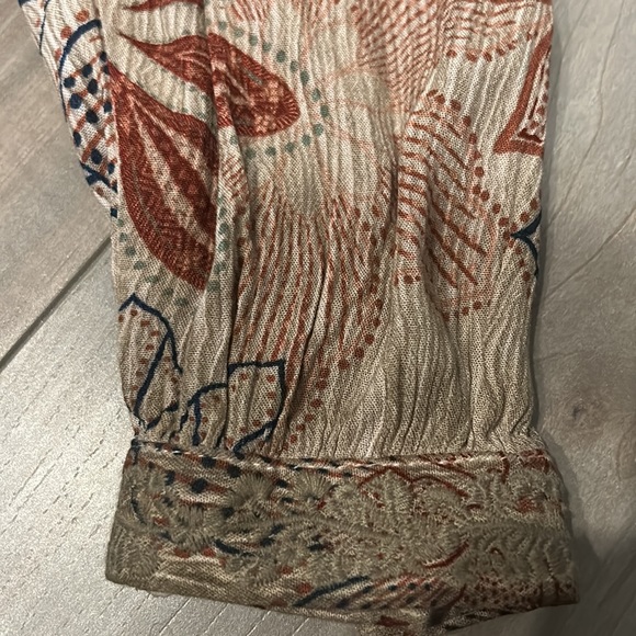 Gimmicks floral mesh lace banded top shirt - Picture 5 of 7